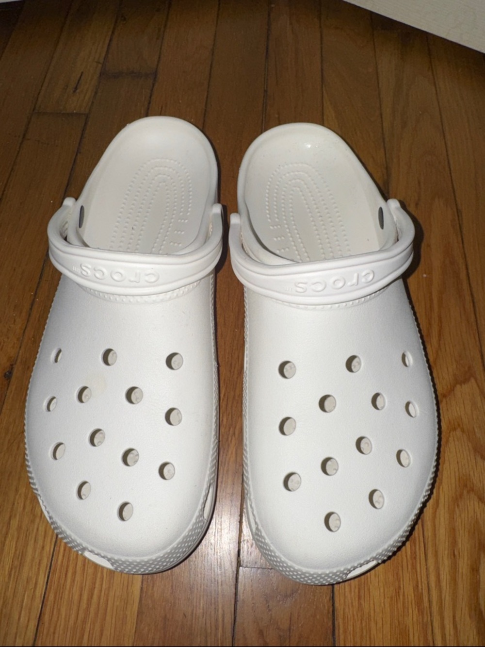 CROCS Men’s Classic Clog in White